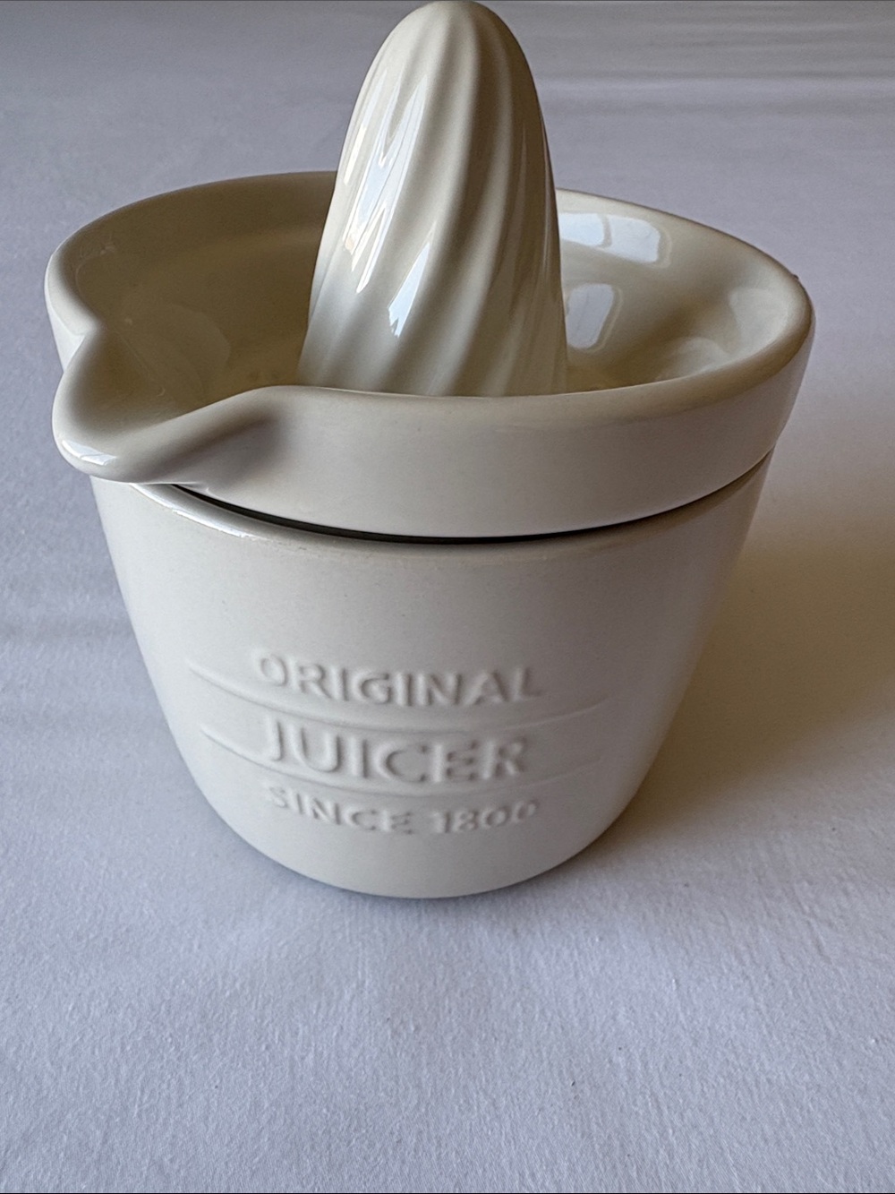Cream Ceramic Citrus Juicer - Original Juicer
